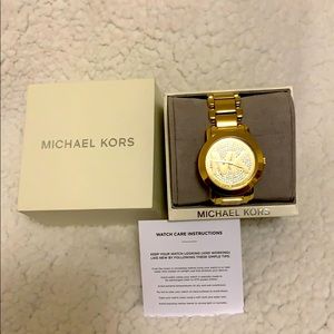 🦚Michael Kors Women's Runway Mercer Gold-Tone🦚